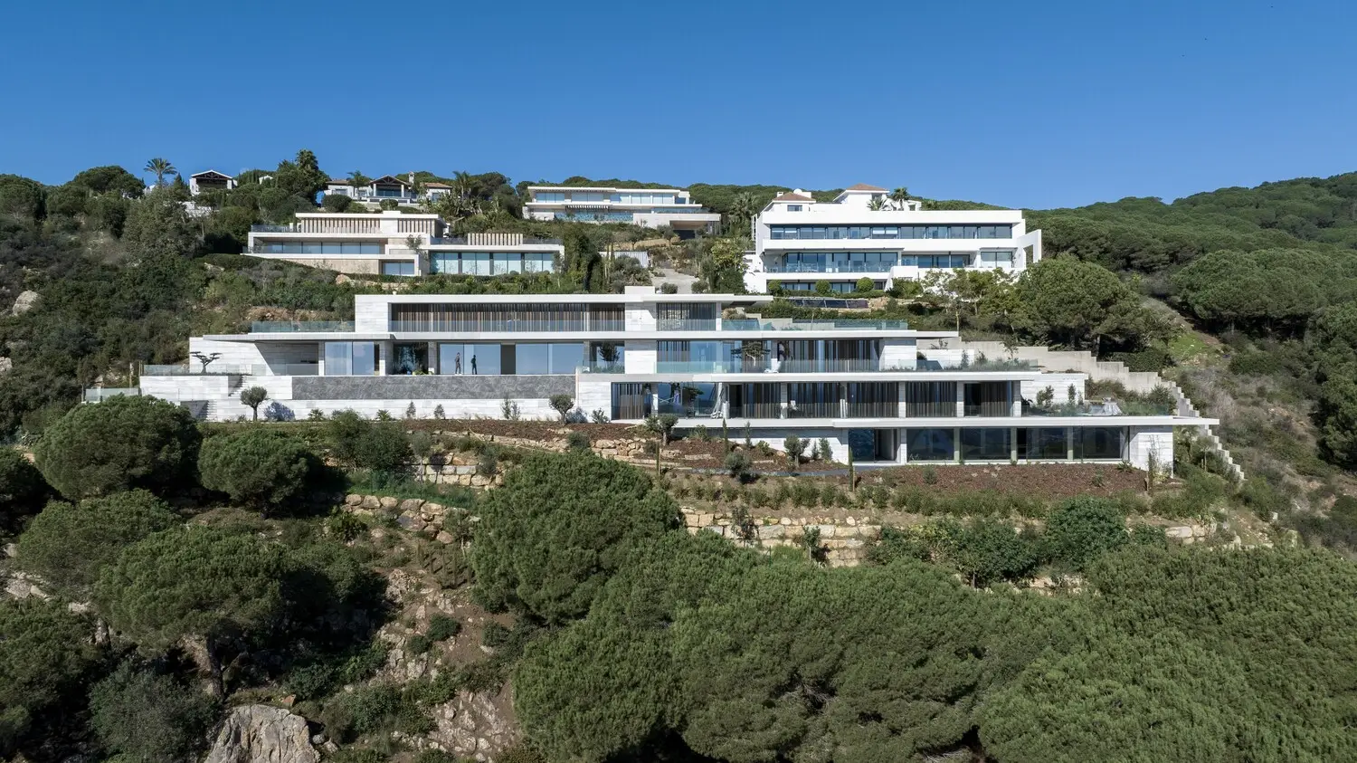 Villa THE SANCTUARY by ARK Architects Sotogrande, designed by Manuel Ruiz Moriche 1 67d2c8a7454d2 Villa THE SANCTUARY by ARK Architects Sotogrande, designed by Manuel Ruiz Moriche 1 67d2c8a7454d2