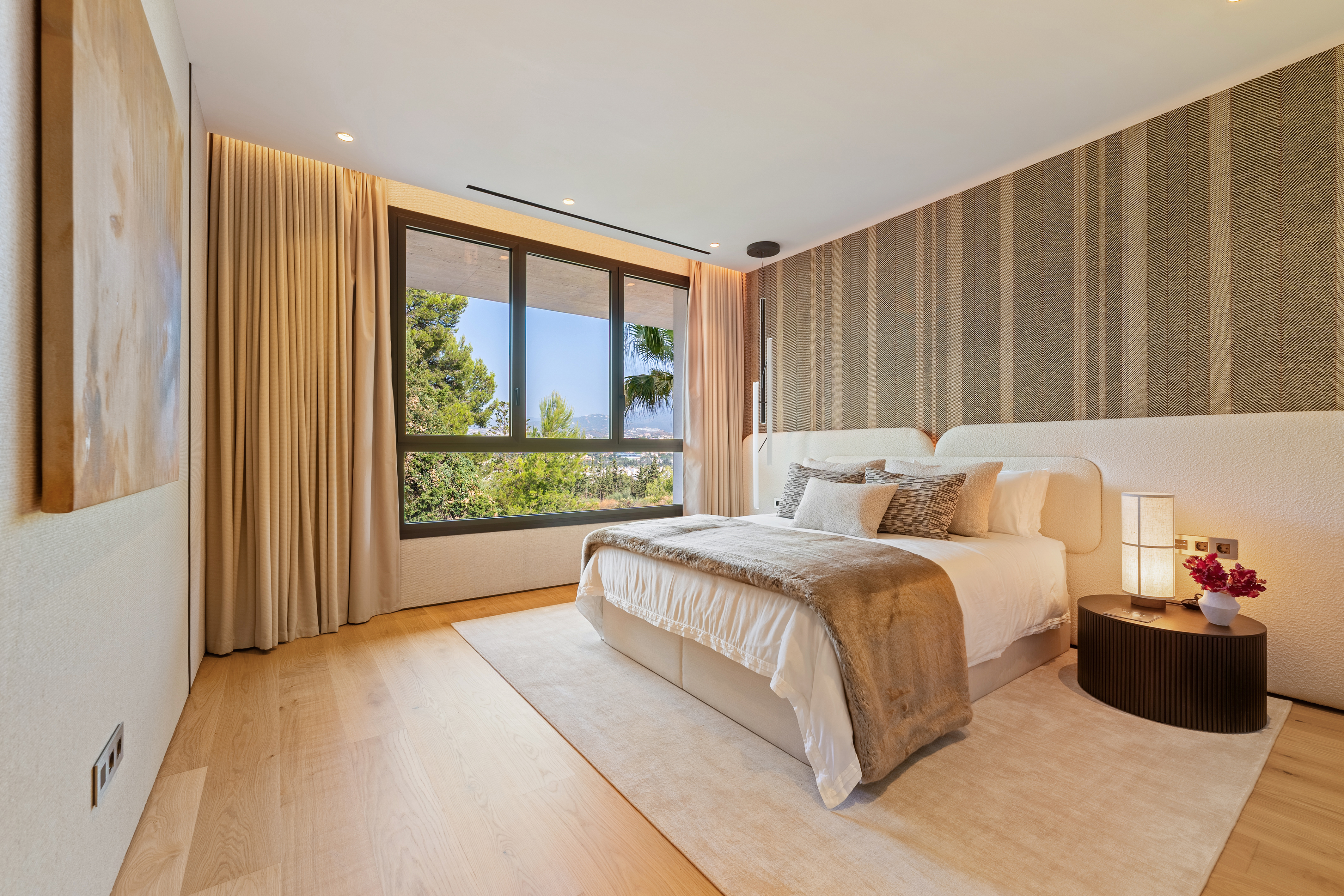 SkyVilla 10