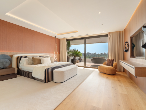 SkyVilla 12