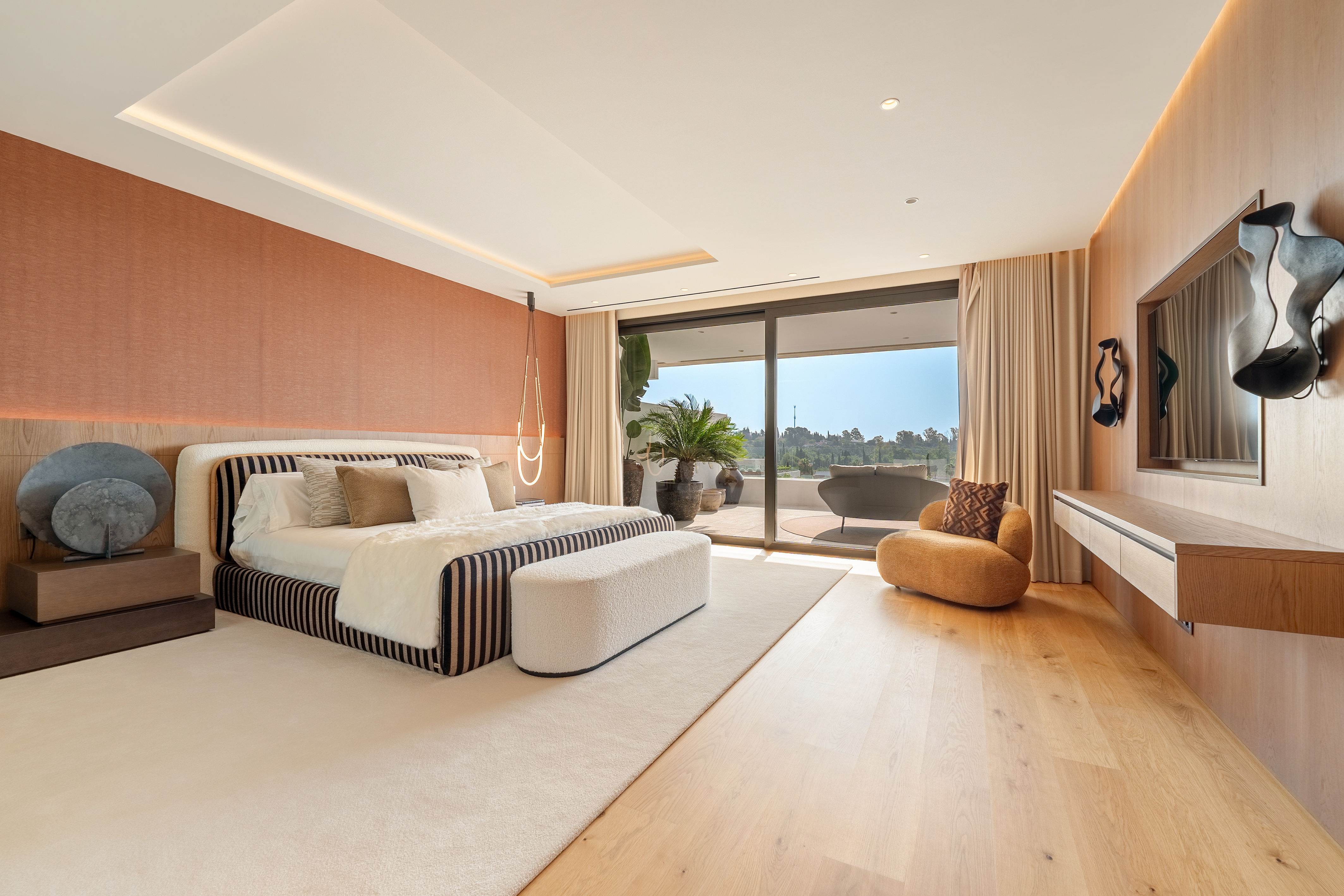 SkyVilla 12