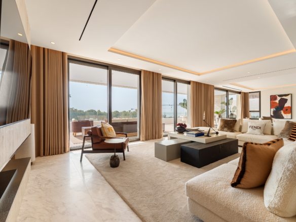 SkyVilla 19