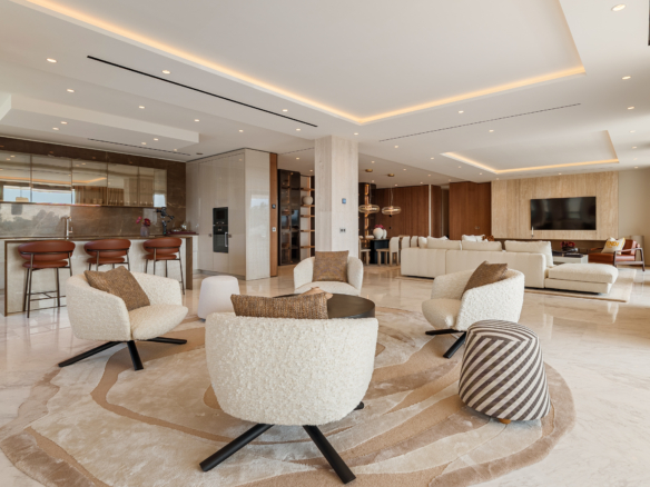 SkyVilla 25