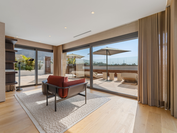 SkyVilla 26