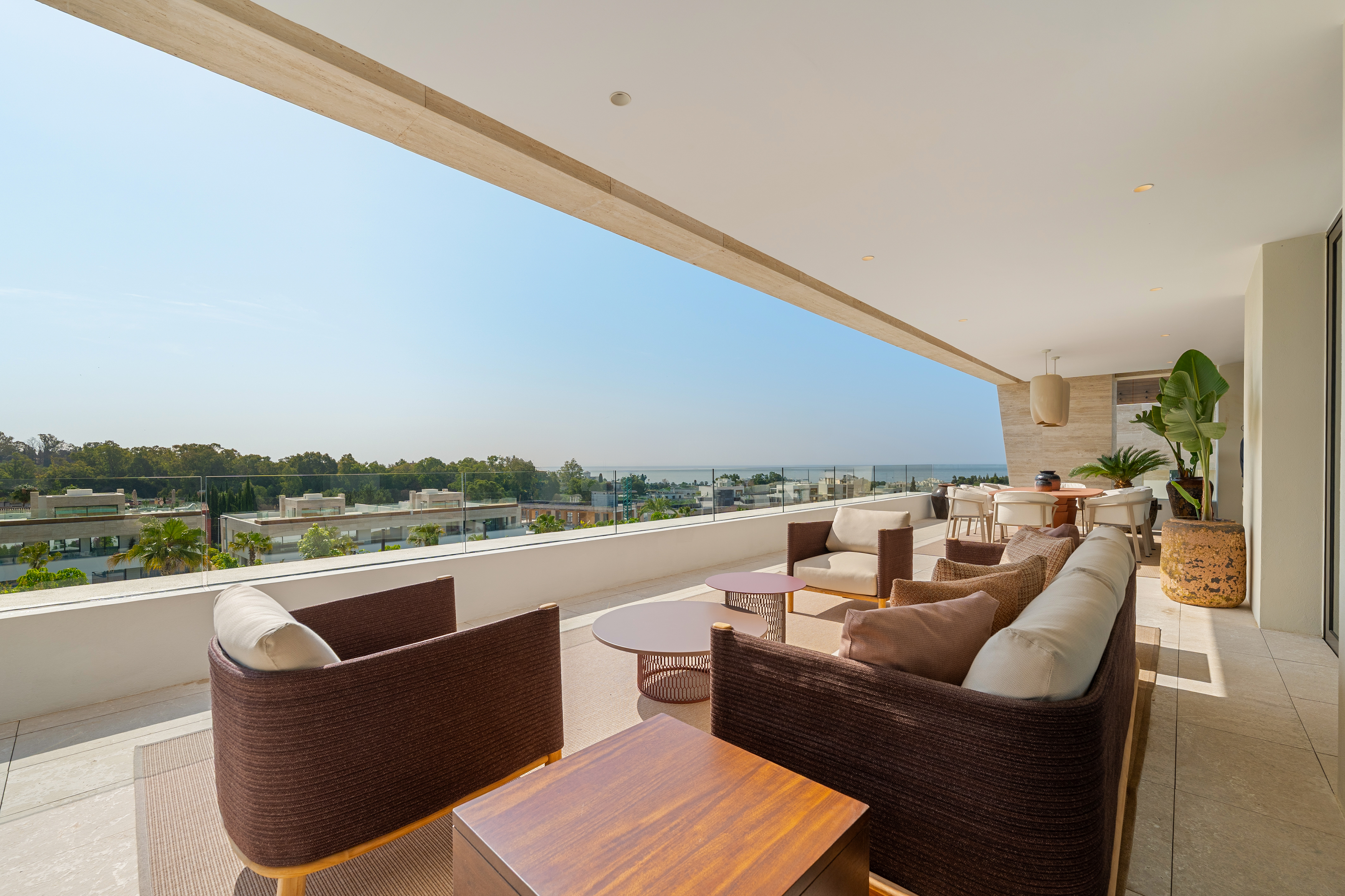SkyVilla 35
